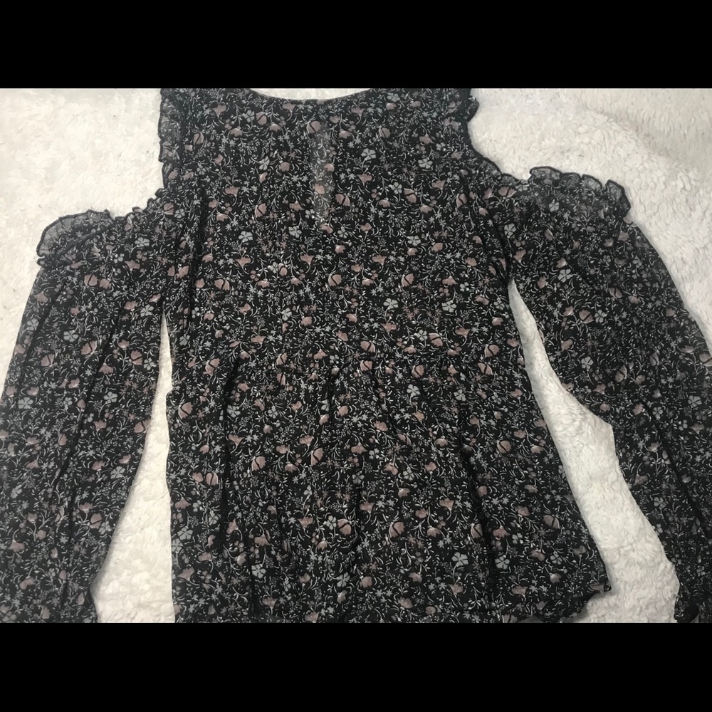 American Eagle Outfitters Floral top small